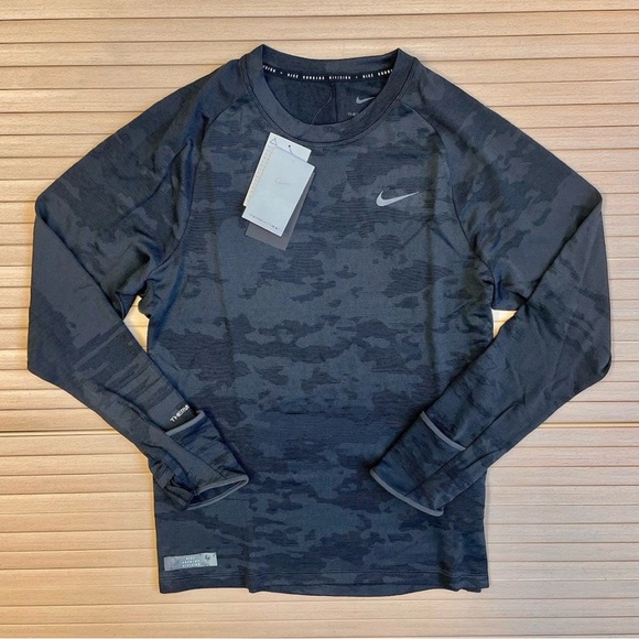 Nike Therma-FIT ADV Running Division Men's Long-Sleeve Running Top FB8538-010 S - Picture 2 of 10